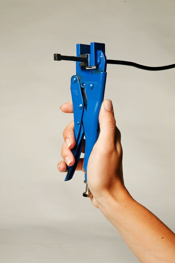 DCmounting pliers Knott GmbH